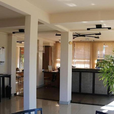 Hotel Paris Campo Grande  Buitenkant foto