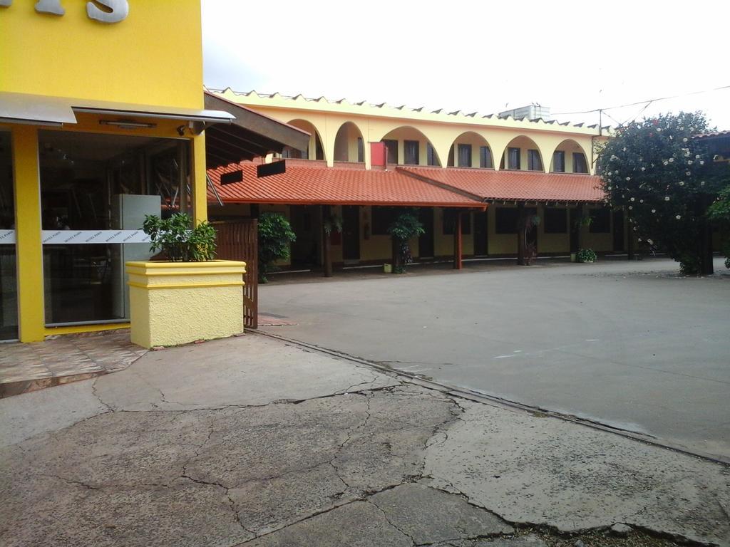 Hotel Paris Campo Grande  Buitenkant foto